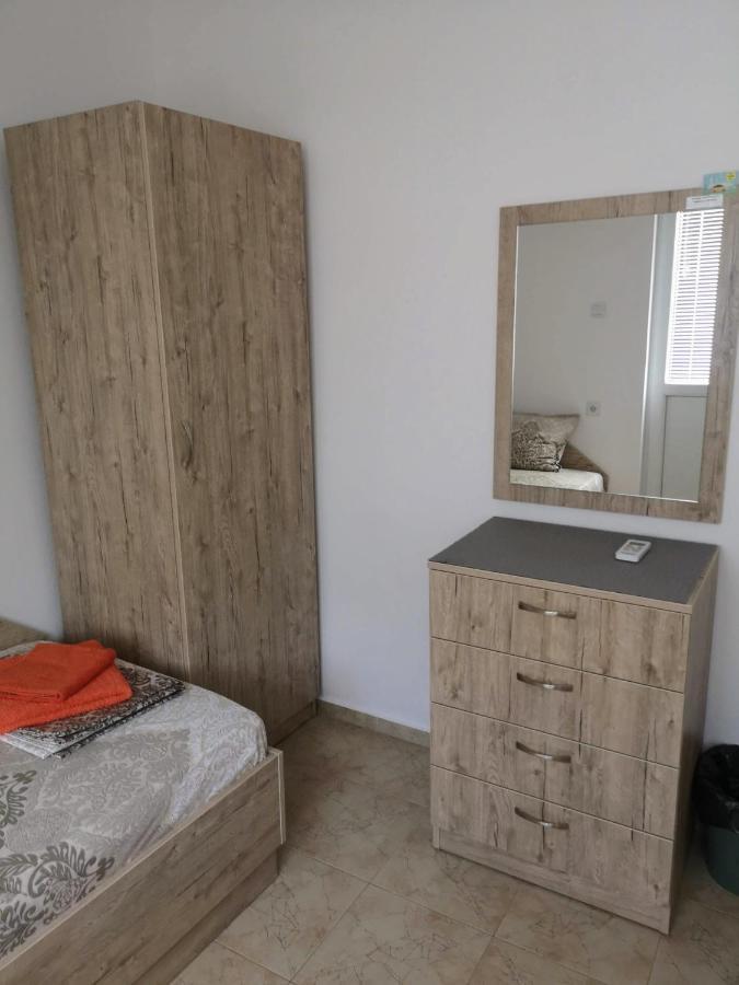 Apartment Elvira Chernomorets Bagian luar foto