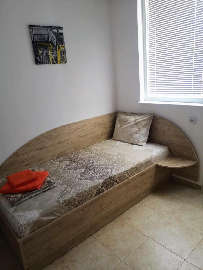 Apartment Elvira Chernomorets Bagian luar foto