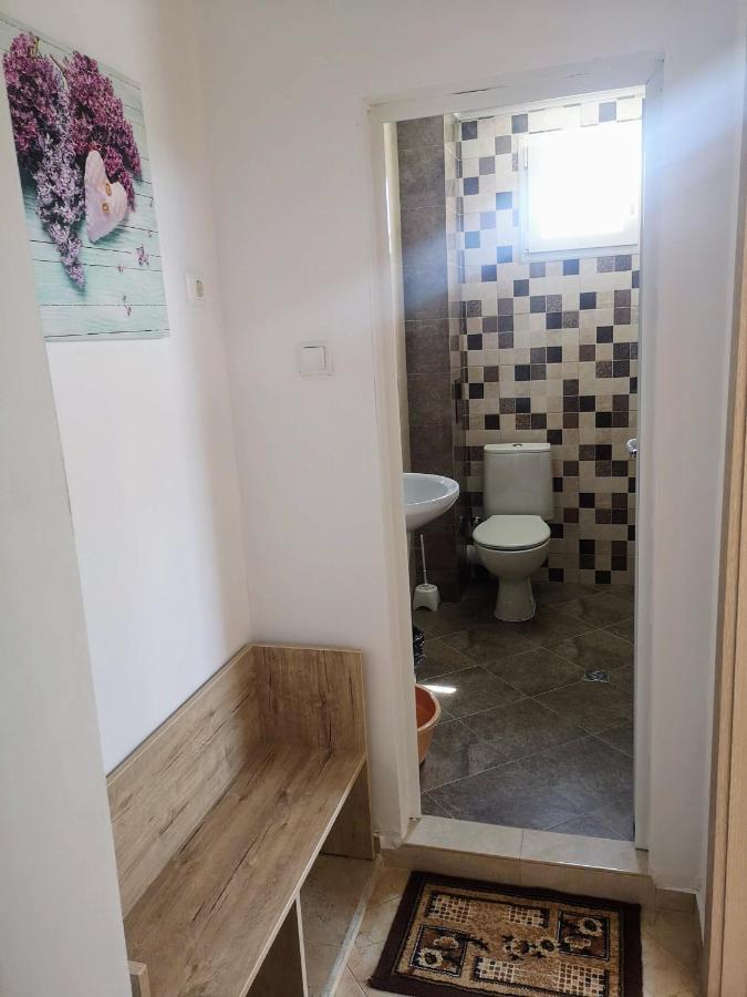 Apartment Elvira Chernomorets Bagian luar foto