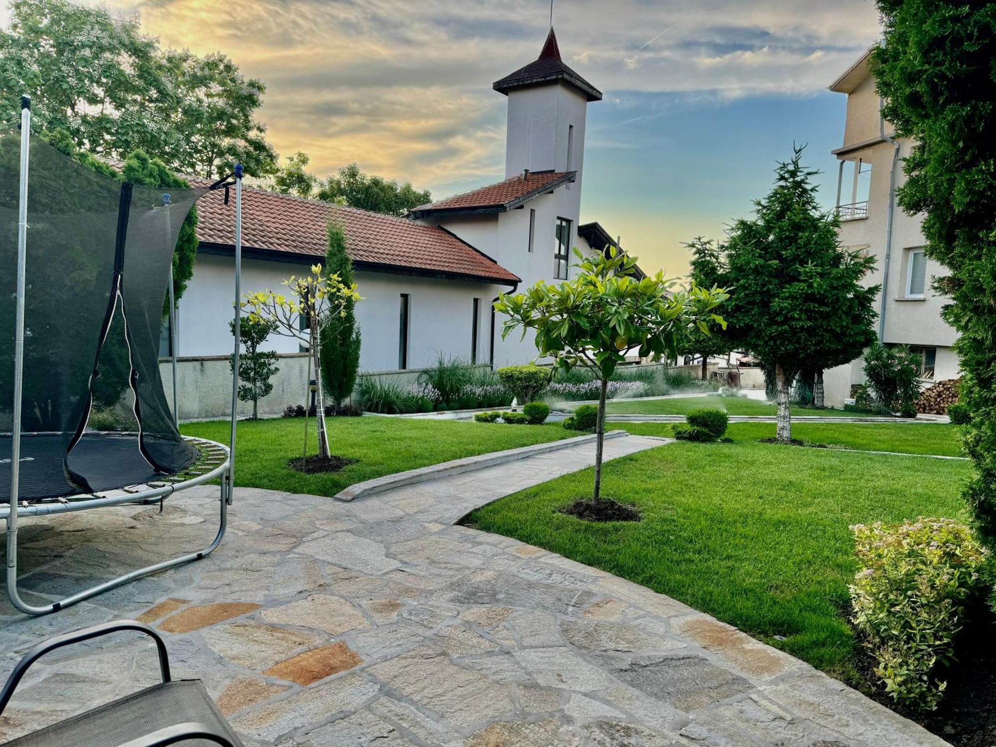 Apartment Elvira Chernomorets Bagian luar foto