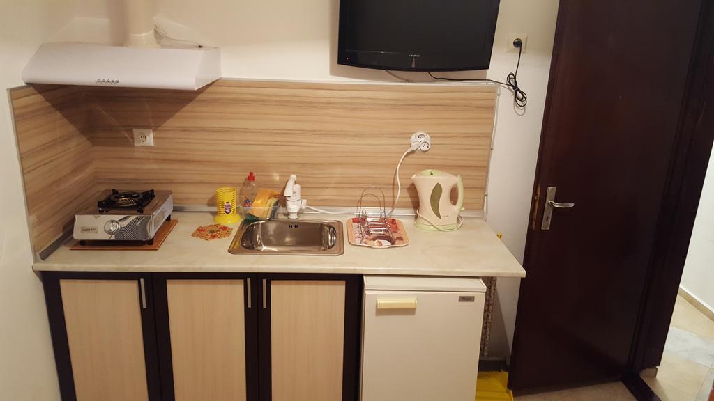 Apartment Elvira Chernomorets Bagian luar foto