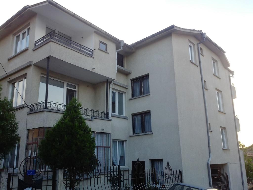 Apartment Elvira Chernomorets Bagian luar foto