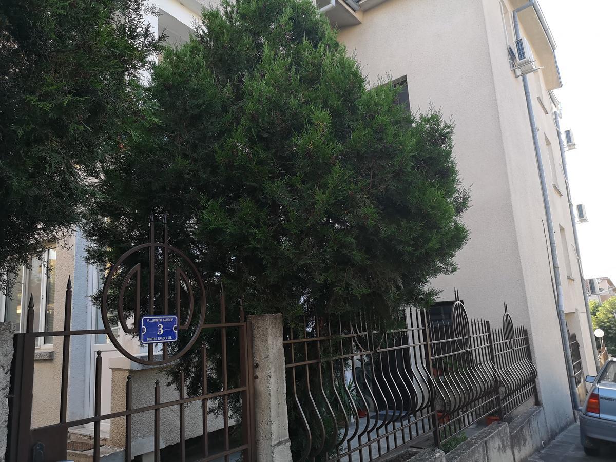 Apartment Elvira Chernomorets Bagian luar foto